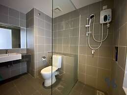 Homesuite' Home at Aeropod SOVO