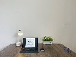 Homesuite' Home at Aeropod SOVO