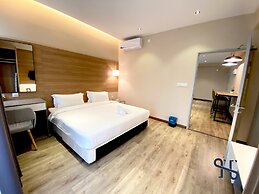 Homesuite' Home at Aeropod SOVO