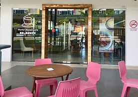 Homesuite' Home at Aeropod SOVO