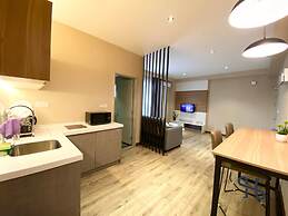 Homesuite' Home at Aeropod SOVO