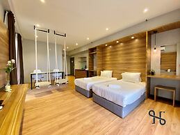 Homesuite' Home at Aeropod SOVO