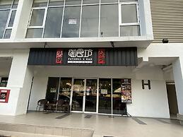 Homesuite' Home at Aeropod SOVO