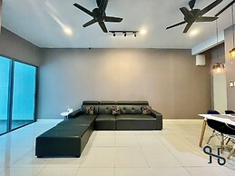 Homesuite' Home at The Loft Imago