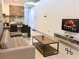 Homesuite' Home at The Loft Imago