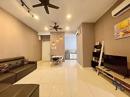 Homesuite' Home at The Loft Imago