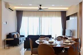 Homesuite' Home at The Loft Imago