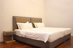 Homesuite' Home at The Loft Imago