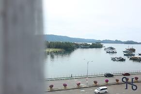 Homesuite' Home at The Loft Imago