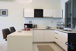 Homesuite' Home at The Loft Imago