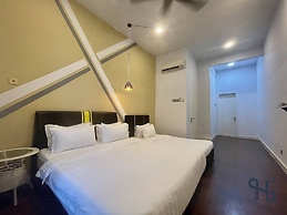 Homesuite' Home at The Loft Imago