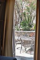 Rania Apartments Sea View