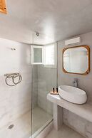 Rania Apartments Sea View