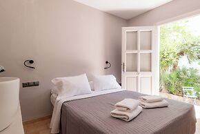 Rania Apartments Sea View