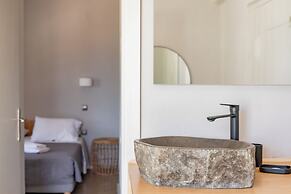 Rania Apartments Sea View