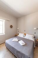 Rania Apartments Sea View