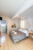 Rania Apartments Sea View