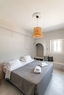 Rania Apartments Sea View