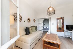 Rania Apartments Sea View