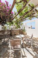 Rania Apartments Sea View