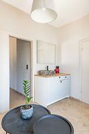 Rania Apartments Sea View