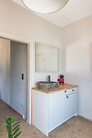 Rania Apartments Sea View