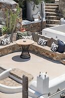 Rania Apartments Sea View