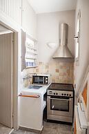 Rania Apartments Sea View