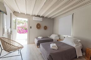 Rania Apartments Sea View