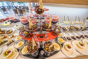 Premier Nergis Beach