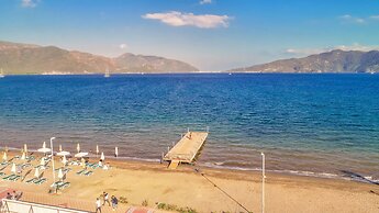 Premier Nergis Beach