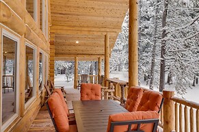 Lumberjack Lodge