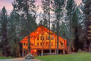 Lumberjack Lodge