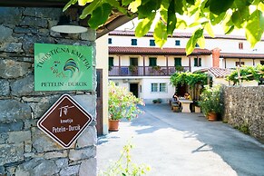 Tourist Farm Petelin-Durcik