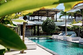 White Palm Hotel Bali
