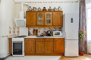 Cozy Place on the Griboyedov Canal 2b