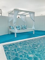 Ocean Front Property - Villa 1 Aruba