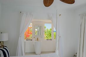 Ocean Front Property - Villa 5 Aruba Stunning