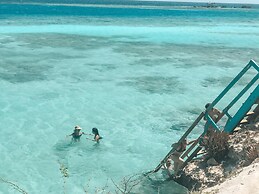 Ocean Front Villa in Aruba - Stunning Full House