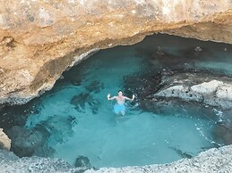 Ocean Front Villa in Aruba - Stunning Full House