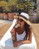 Ocean Front Villa in Aruba - Stunning Full House