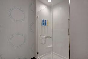 Tru By Hilton Monroe