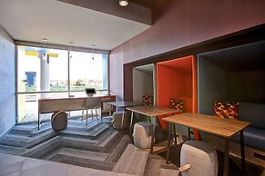 Tru By Hilton Monroe