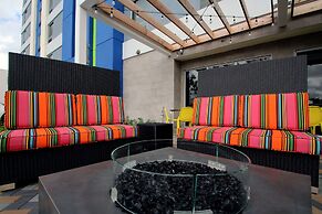 Home2 Suites by Hilton Miami Doral West Airport