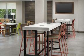 Home2 Suites by Hilton Miami Doral West Airport