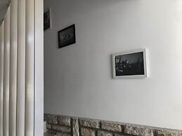 No5 Sea View Attic Studio