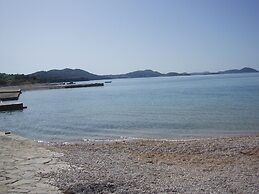 No5 Sea View Attic Studio