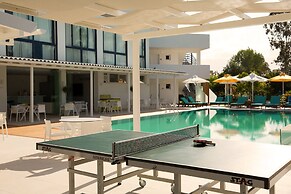 Nasos Hotel & Resort