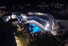 Nasos Hotel & Resort