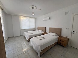 Yildiz Apart